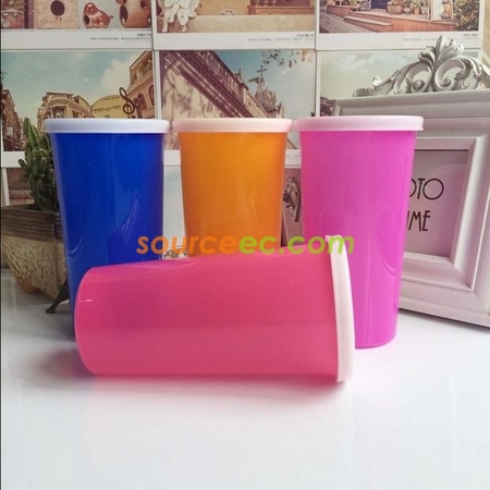 Customization Plastic Mug with Lid Promotional Products