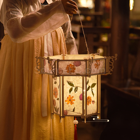 Customization Paper Antique Lantern Promotional Products