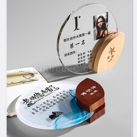 Customization Round Crystal Solid Wood Leaf Trophy Promotional Products