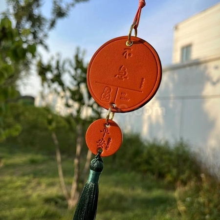 Customization Cowhide safety pendant Promotional Products