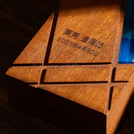 Customization Wooden Trophy Promotional Products