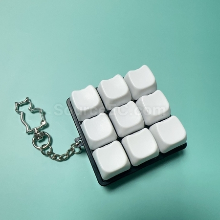 Customization Button toys Keychain Promotional Products