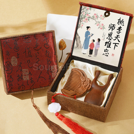Customization Sandalwood Comb Gift Box Promotional Products