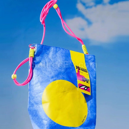 Customization Dopamine Dupont paper gift bag Promotional Products