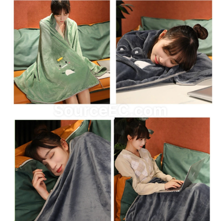 Customization Storable flannel nap blanket Promotional Products