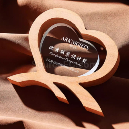 Customization Solid Wood Heart Crystal Trophy Promotional Products