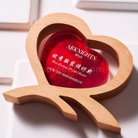 Customization Solid Wood Heart Crystal Trophy Promotional Products