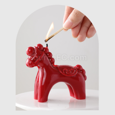 Customization New Year Rocking Horse Scented Candle Promotional Products