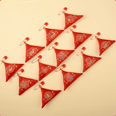 Customization Triangular Peace Sachet Promotional Products
