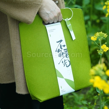 Customization Hand Felt Gift Bag Promotional Products